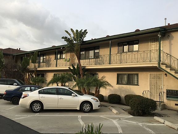 2nd image of 4605 Eagle Rock Boulevard # Second Floor
