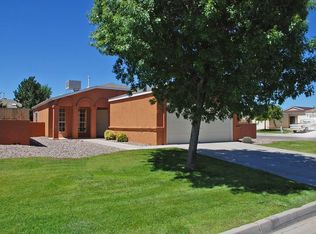 2280 High Desert Cir NE, Rio Rancho, NM 87144
