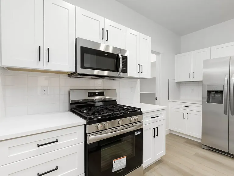 2862 W 500 N — Photo 15