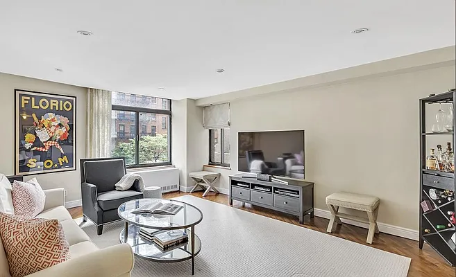 Rented by William Raveis Real Estate | media 20