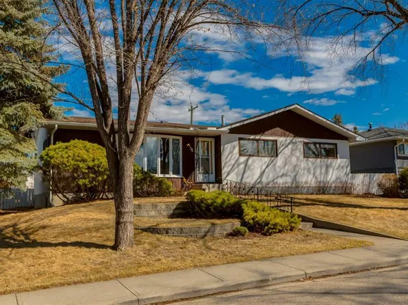 38 W Spokane St SW, Calgary, AB T2W 0M5