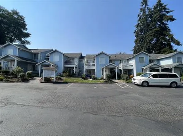 514 Maple Ave APT 101, Snohomish, WA 98290