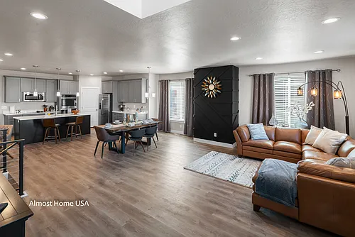 572 W Lewski Ln Photo 1
