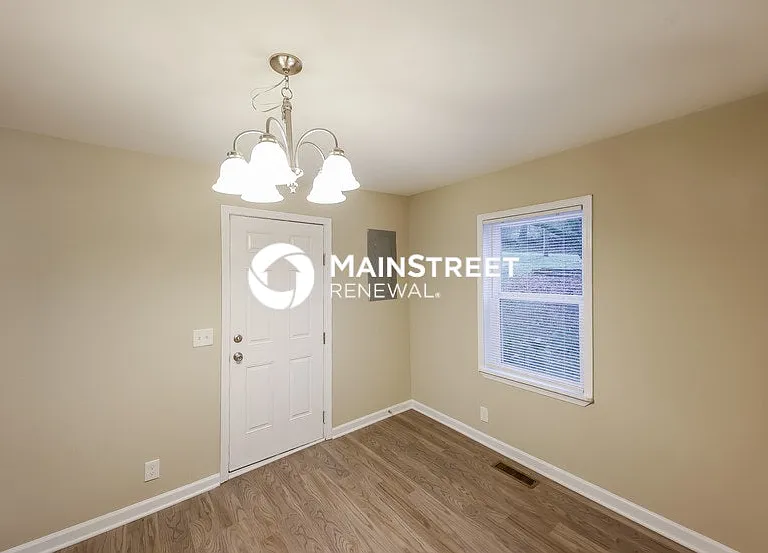 708 Drake Ave — Photo 6