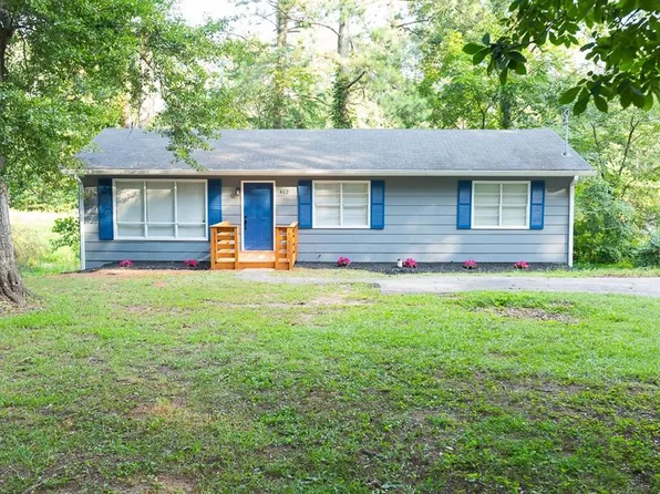 412 Hawthorne Cir, Stockbridge, GA 30281