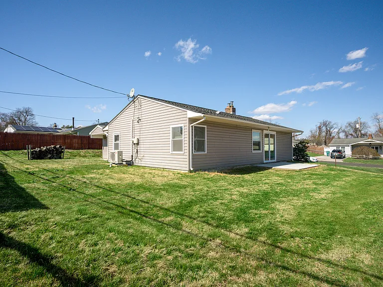 49 Mistletoe Ln — Photo 8