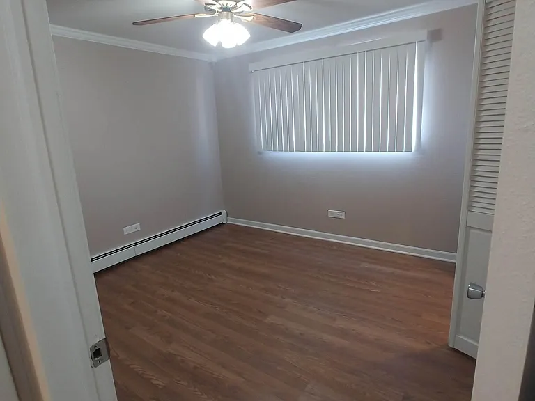 10530 Parkside Ave #12 — Photo 15