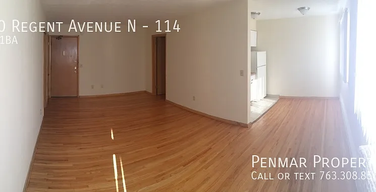 Robbinsdale Studio Available Clean and quite just off of HWY 100 — Photo 3