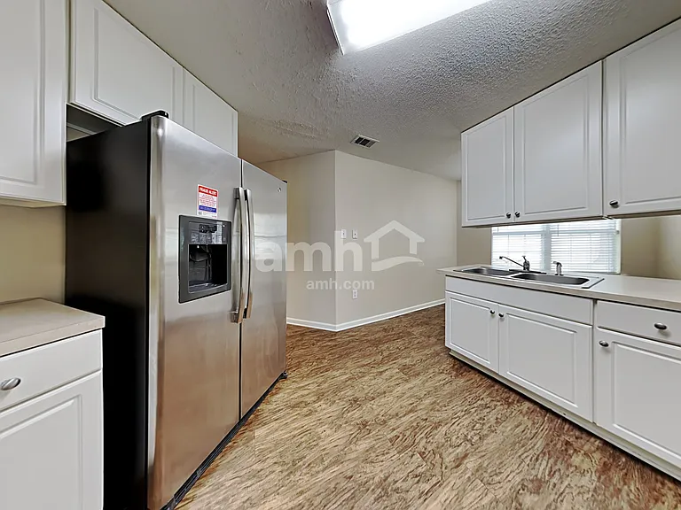 26 Heritage Way — Photo 5