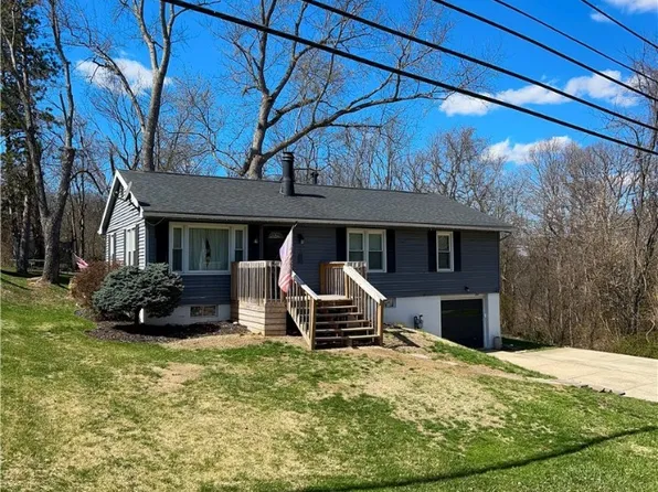 103 Clark St, Marietta, OH 45750