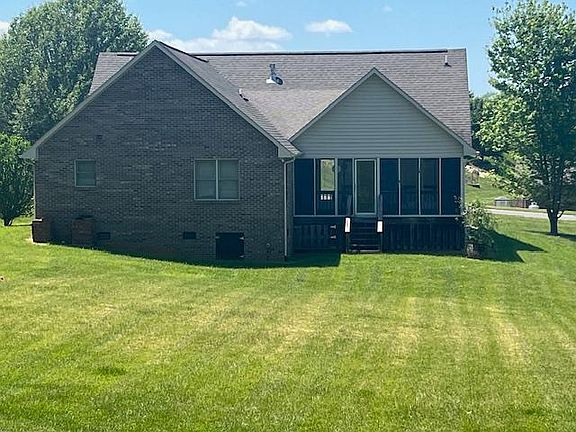 2nd image of 343 Governors Ln