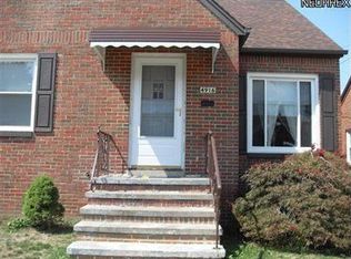 4916 E 110th St, Garfield Heights, OH