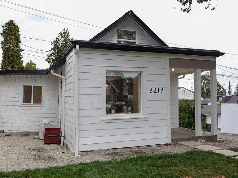 3213 6th Ave — Photo 33