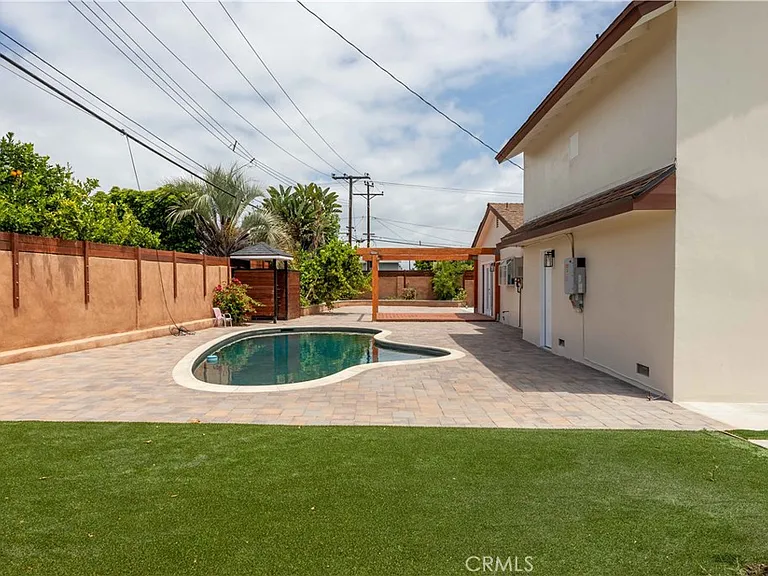 16708 Oleander Cir — Photo 45