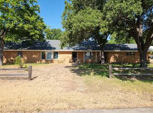 502 S Pine St, Georgetown, TX 78626