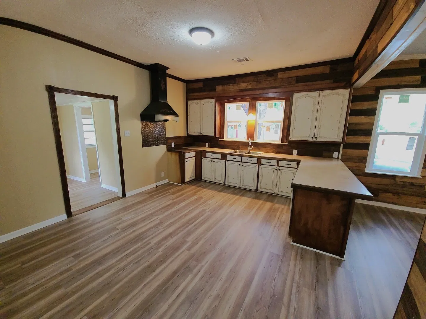 3 bed, 1480 sqft, $1,200 — Photo 4