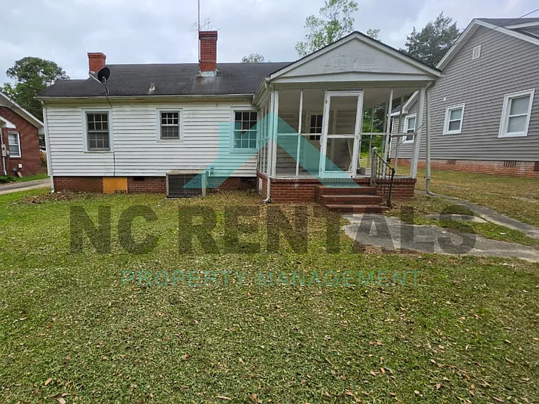 1313 Holman St — Photo 22
