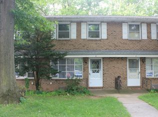 6 Terri Dr, Carlisle, PA 17015