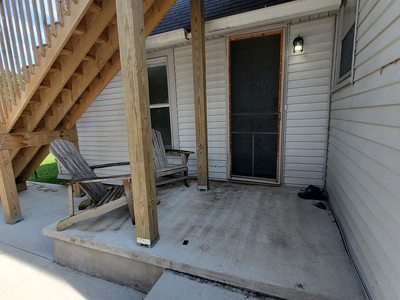 4th image of 915 Tremont St Unit 915