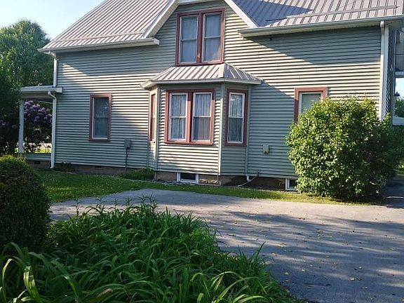 2nd image of 204 N Shady St