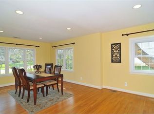 6237 21st St N, Arlington, VA 22205