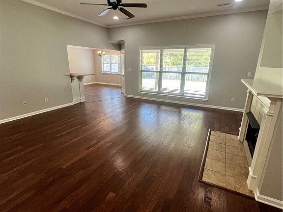 3rd image of 9920 Lenox Cir