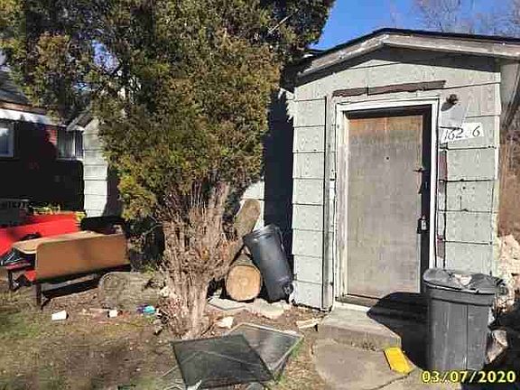 16206 Strathmoor