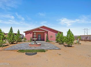 1052 Saturn Dr, Chaparral, NM 88081