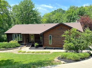 510 River Rd, Hinckley, OH 44233