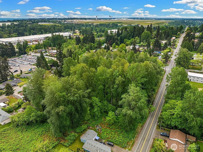 4th image of 138 XX 8th Avenue S