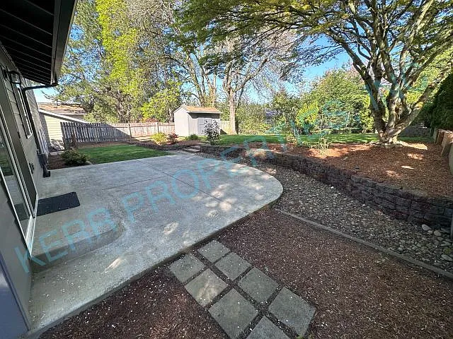 1160 NW Bella Vista Pl — Photo 18