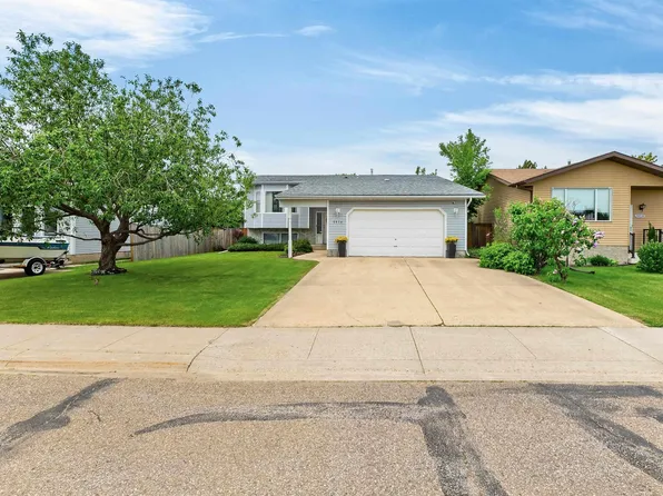 5914 52nd St, Vegreville, AB T9C 1J1