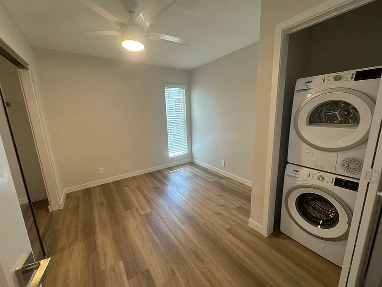 4006 Emerald — Photo 14