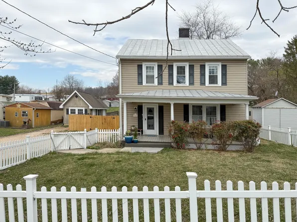 2254 Lee Hwy, Mount Sidney, VA 24467