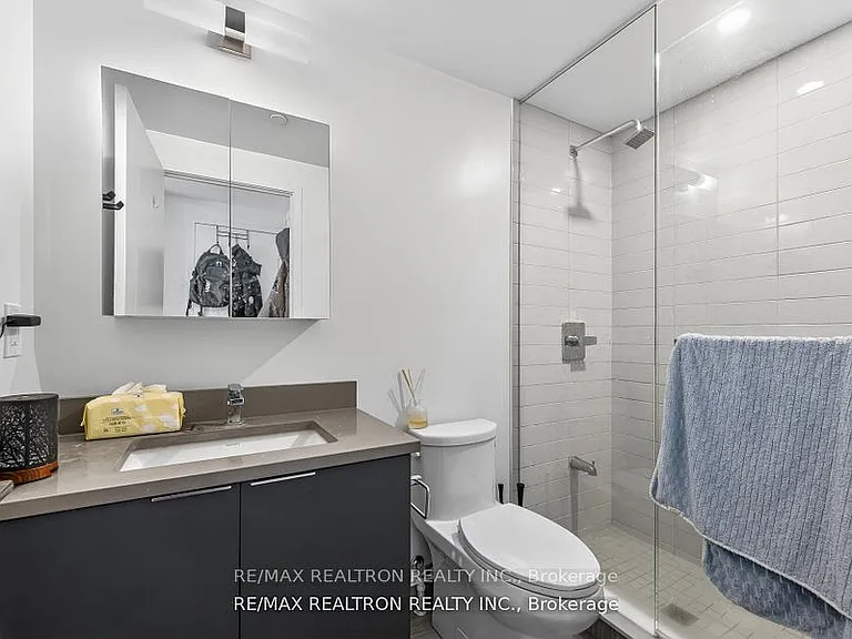 2033 Kennedy Rd #2008 — Photo 33