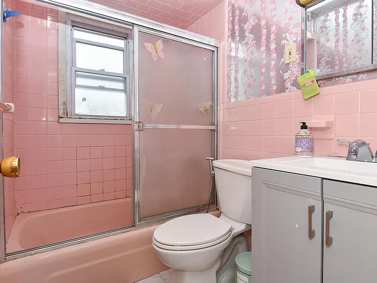 207 Manhattan Ave #2 — Photo 17
