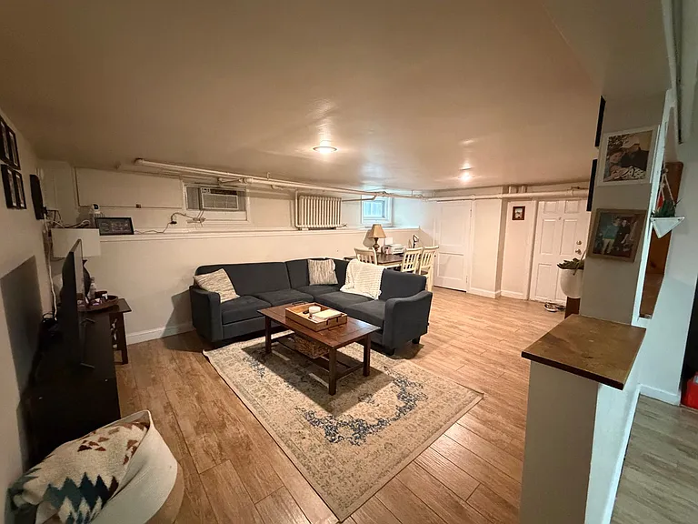 407 Adams St #C — Photo 4