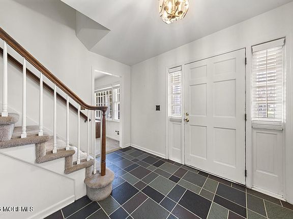 4th image of 68 Rustic Terrace