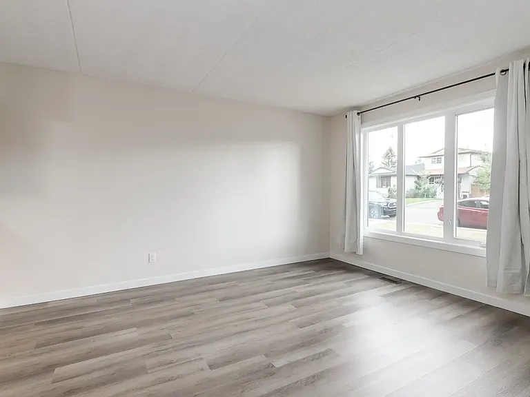 739 Bracewood Dr SW — Photo 75