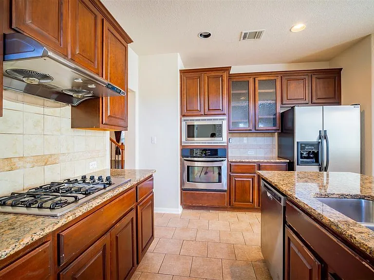 12709 Lee Park Ln — Photo 12