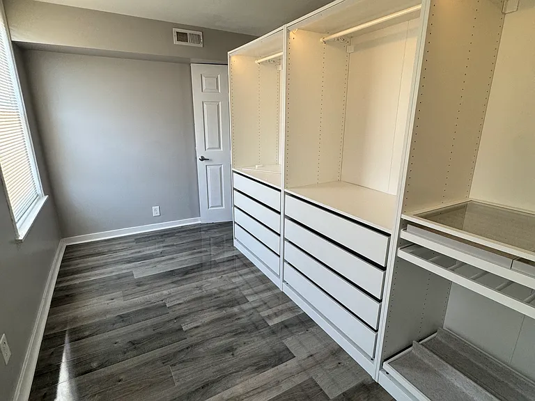 1429 N Hollywood St #2 — Photo 9