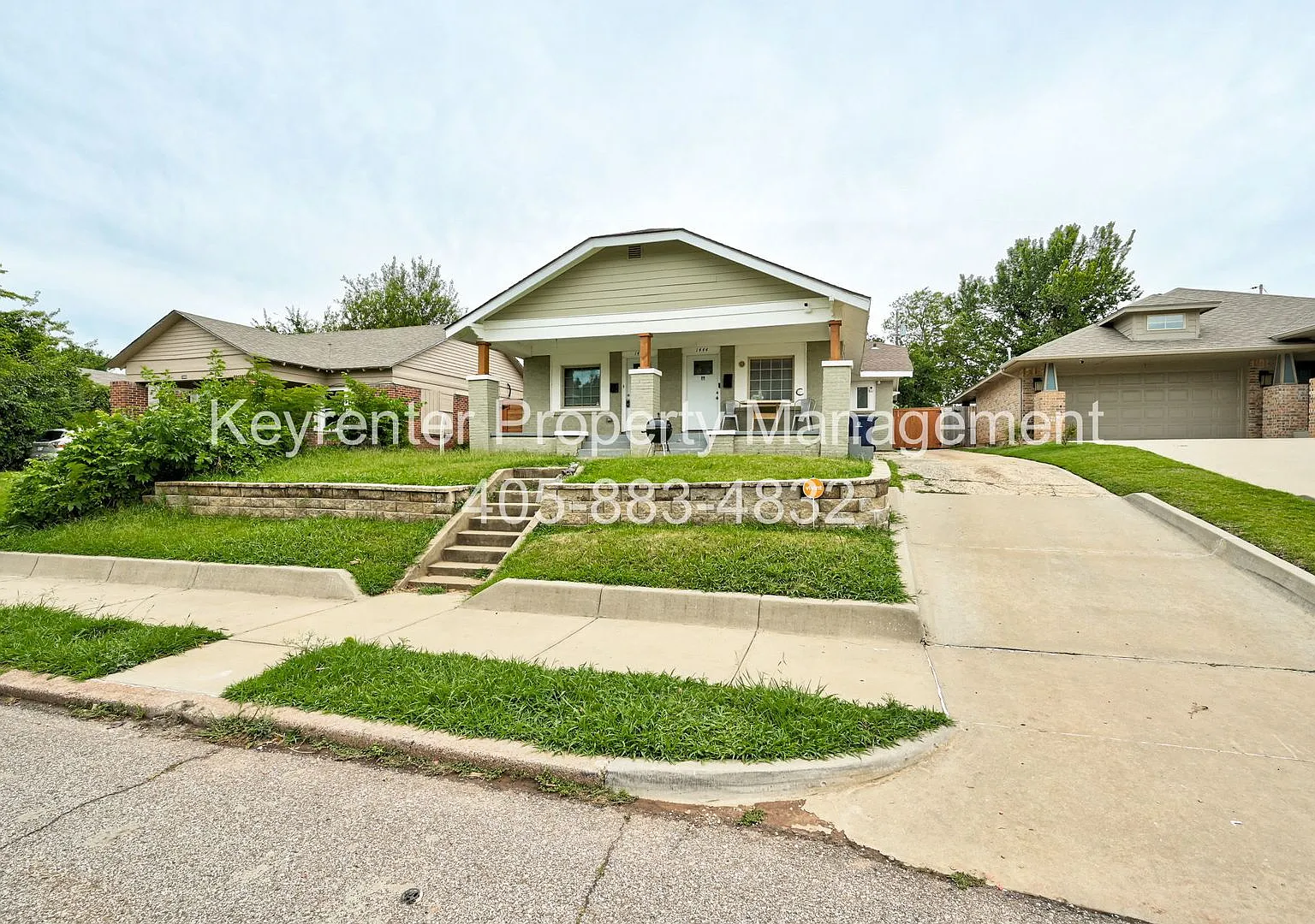 Charming Newly Updated 2 Bed, 2 Bath Home in the Heart of OKC! — Photo 2