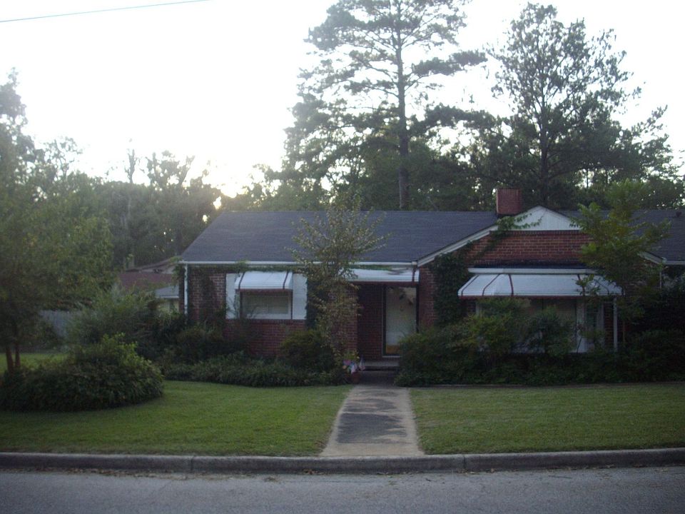 Partial picture of the front of the house