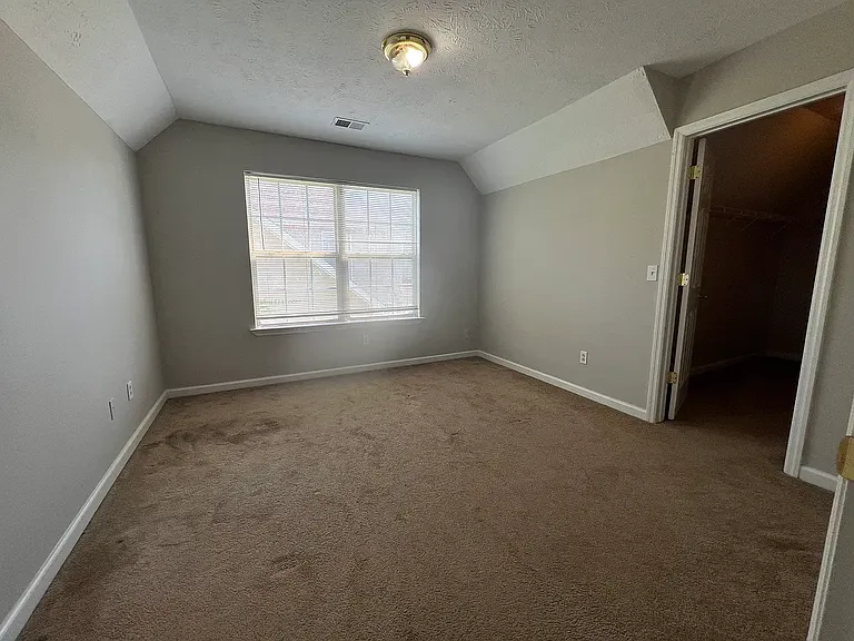 2812 Hydes Ferry Rd — Photo 28