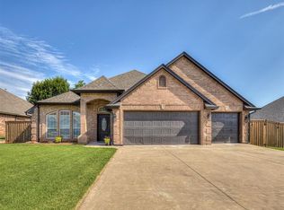 1806 Barrington Dr, Norman, OK 73071