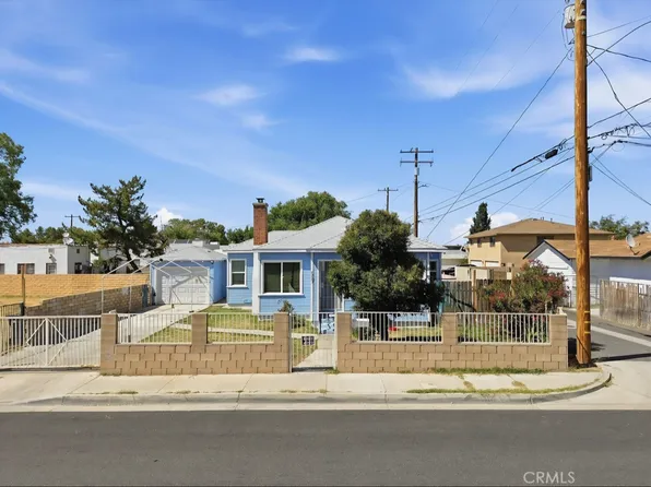 557 W Oldfield St, Lancaster, CA 93534