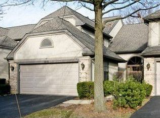 1272 Hobson Oaks Dr, Naperville, IL