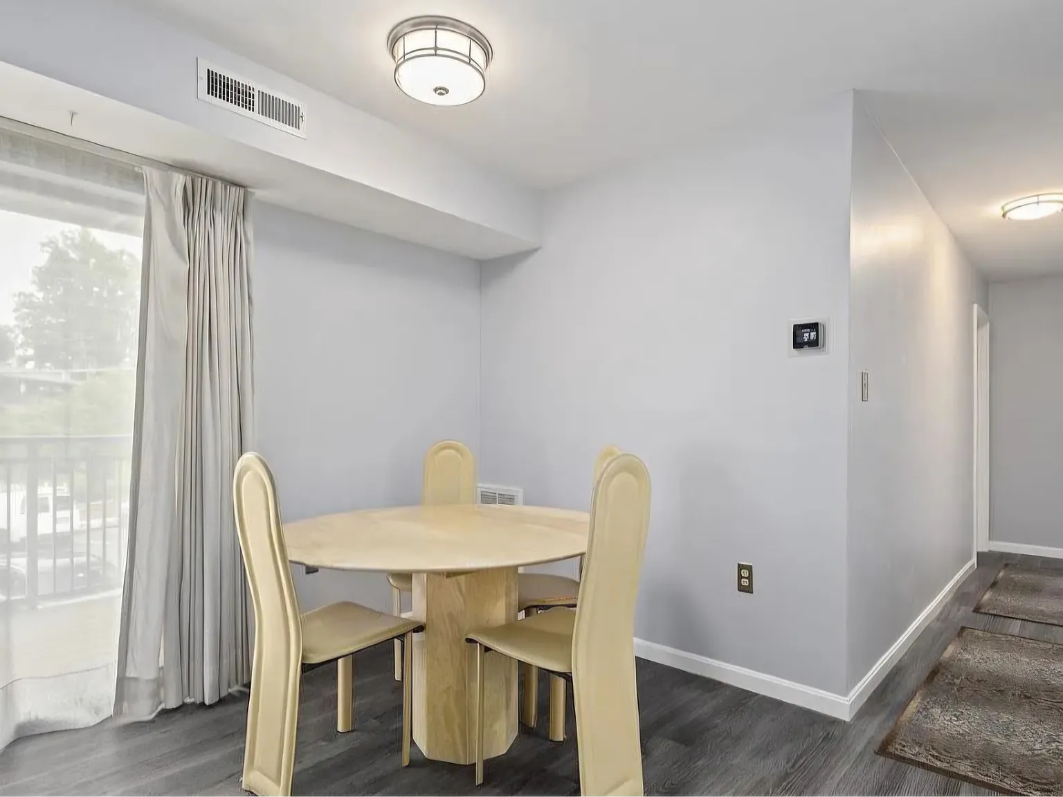 7368 Lee Hwy — Photo 3