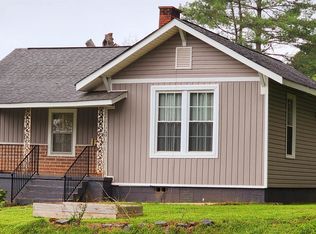 13 Damson St, Spartanburg, SC 29303