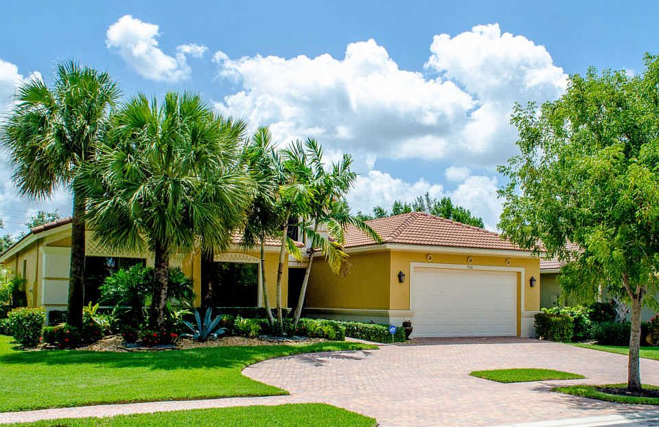 1st image of 9368 Isles Cay Dr